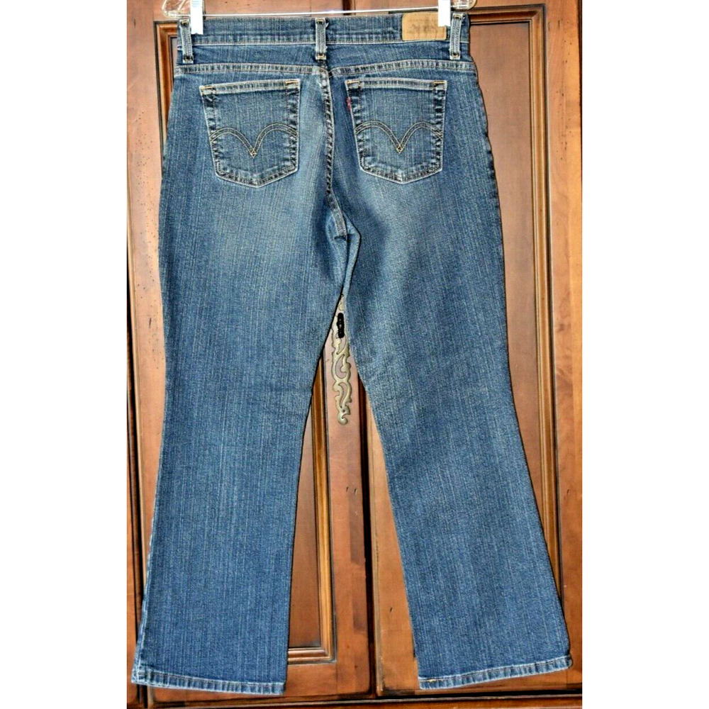 Levi's Women's Classic Bootcut 550 Flared Denim pants Size 10 - Picture 4 of 5